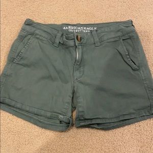 American eagle olive shorts